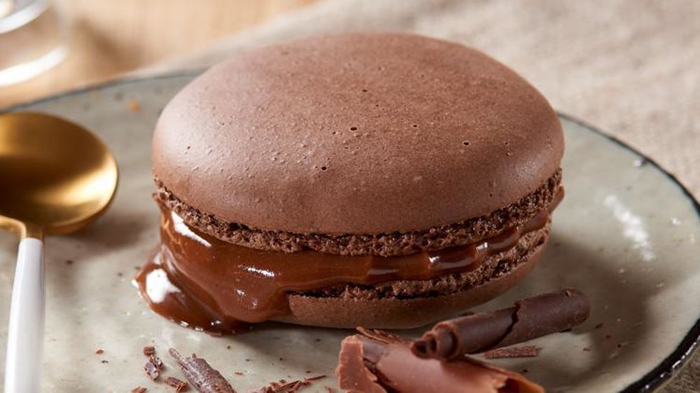 Macaron Chocolat Coeur Caramel. ©Boncolac